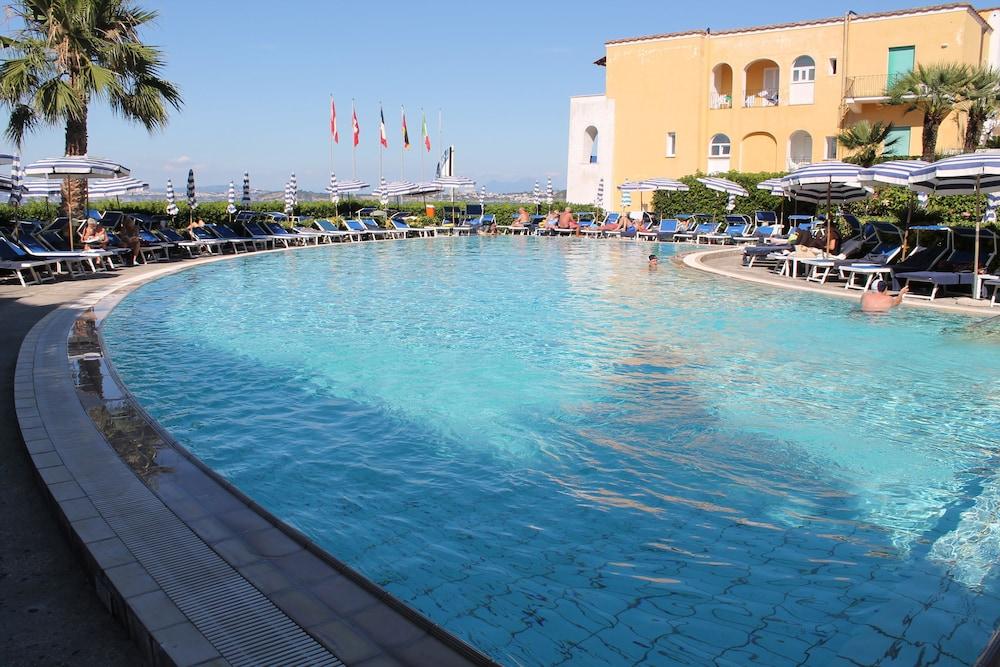 Hotel Terme Alexander Іскія Екстер'єр фото